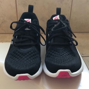 Brand new adidas alpha bounce shoes